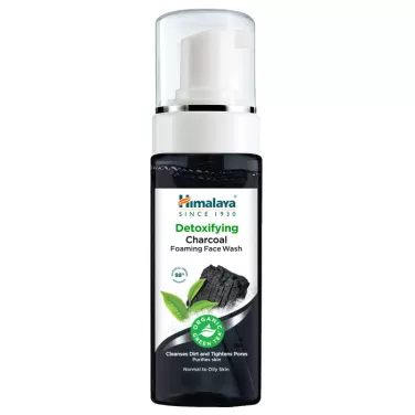 Himalaya méregtelenítő habzó arclemosó aktív szénnel és bio zöld teával 150ml